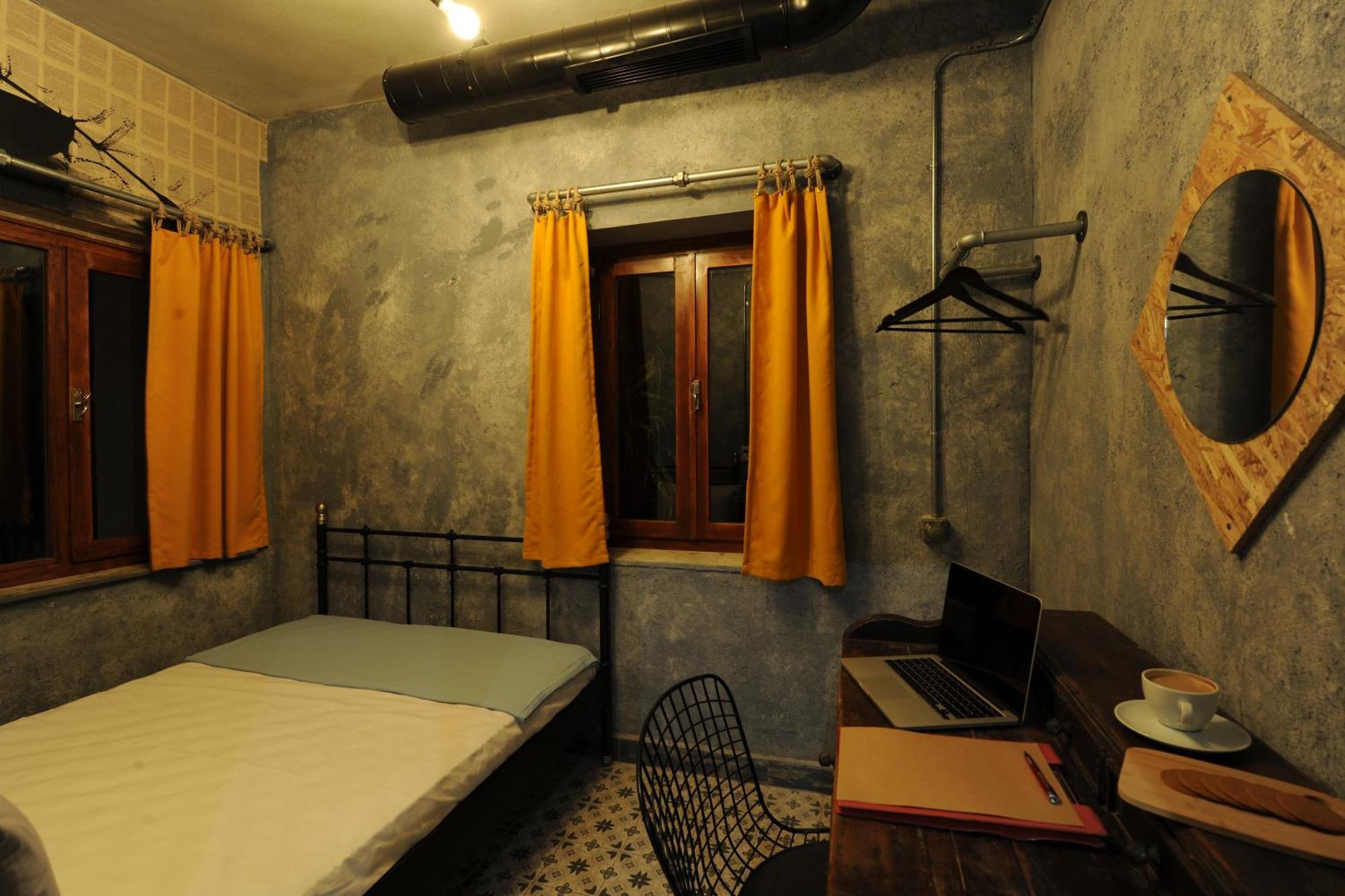 Role Street Hostel Antalya Kamer foto