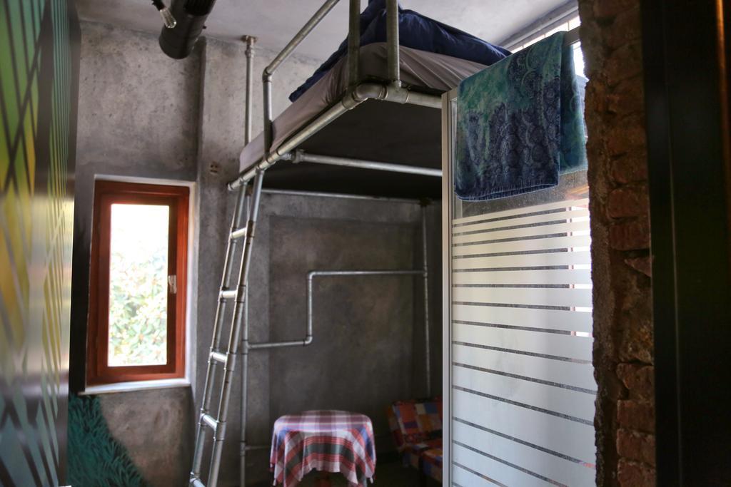 Role Street Hostel Antalya Buitenkant foto