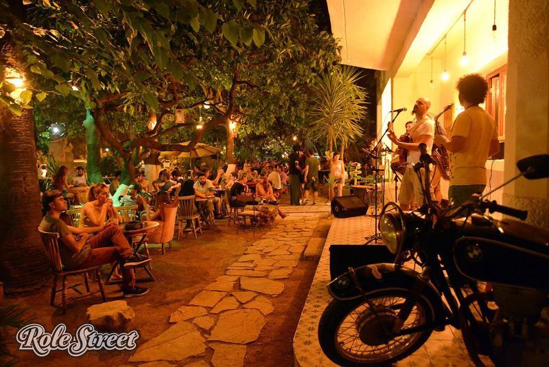 Role Street Hostel Antalya Buitenkant foto