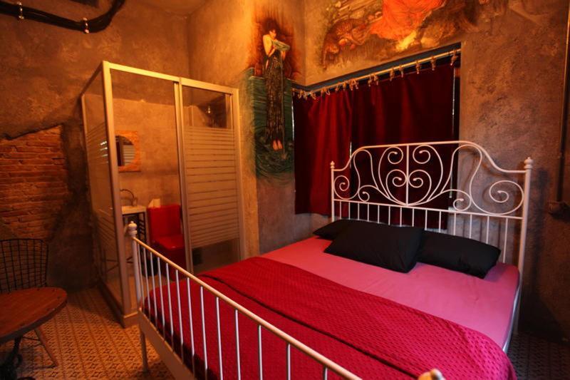 Role Street Hostel Antalya Buitenkant foto